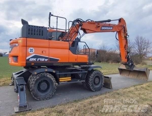 Doosan DX 170 W-7 Pyöräkaivukoneet