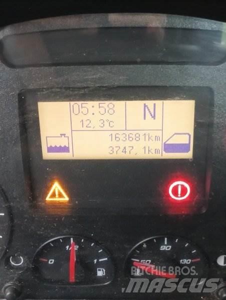 Iveco 150 EW Koukkulava kuorma-autot