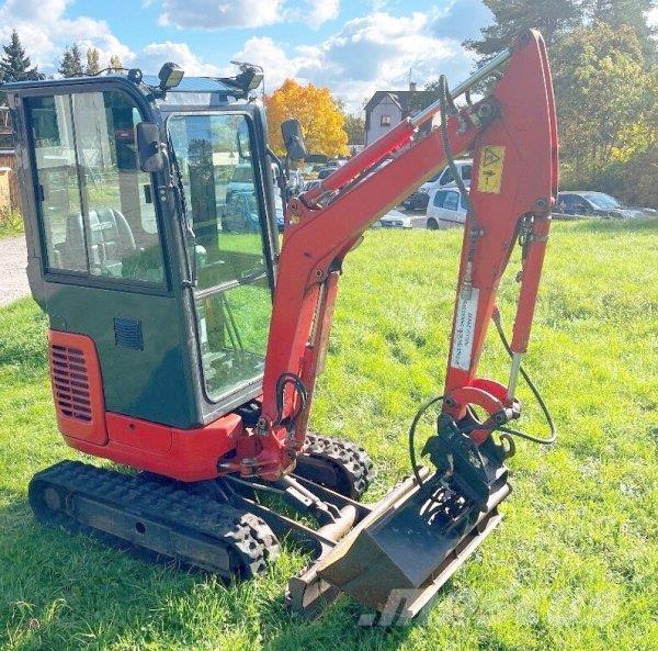 Komatsu PC 16 R-3HS Minikaivukoneet < 7t