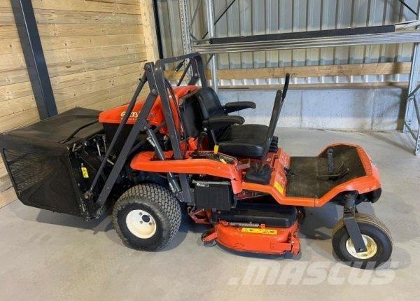 Kubota GZD15-II Päältäajettavat ruohonleikkurit