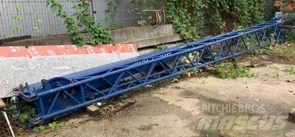 Liebherr 1030 Nosturiautot