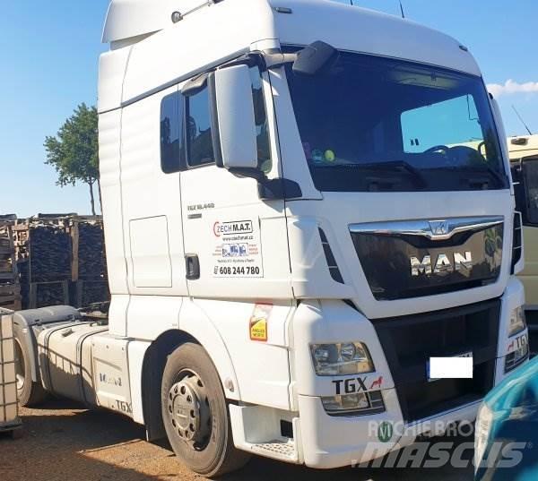 MAN TGX 18.440 Vetopöytäautot