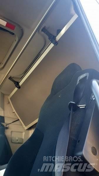 MAN TGX 18.440 Vetopöytäautot