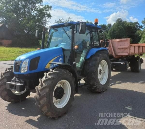 New Holland T5040 Sora- ja kippiperävaunut