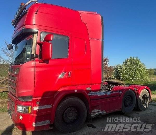 Scania R520 Vetopöytäautot
