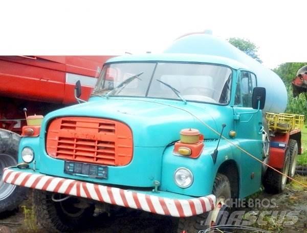 Tatra 148 CAS 10 Säiliöautot