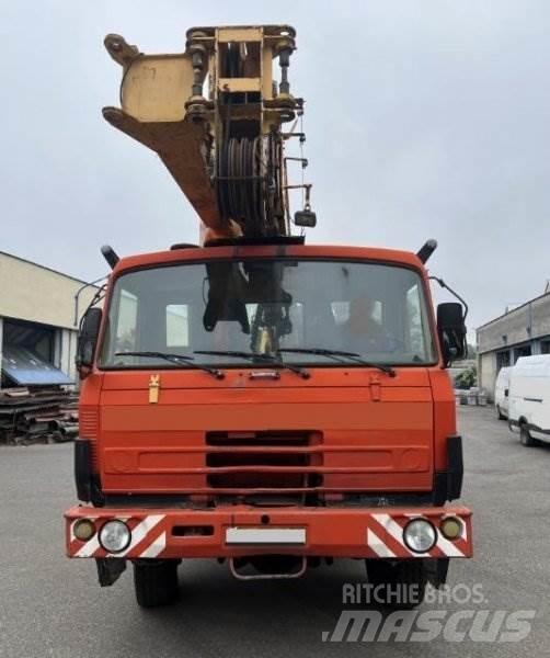 Tatra 815 AD20 T Nosturiautot