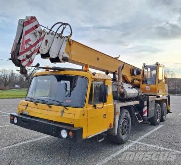 Tatra T815 +AD 28 (ČKD) Nosturiautot