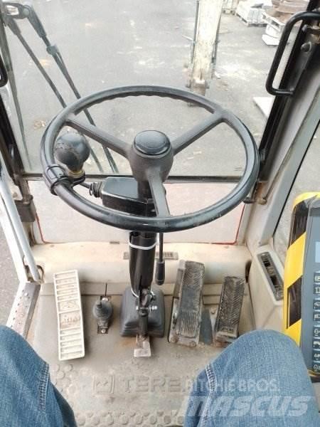 Terex TW 130 Pyöräkaivukoneet