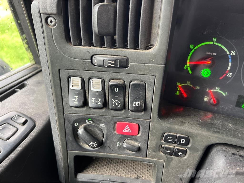 Scania P 380 8X4 Kuorma-autoalustat