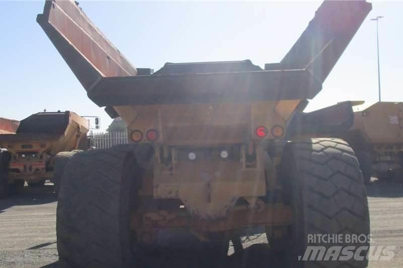 Bell B40D Dumpperit