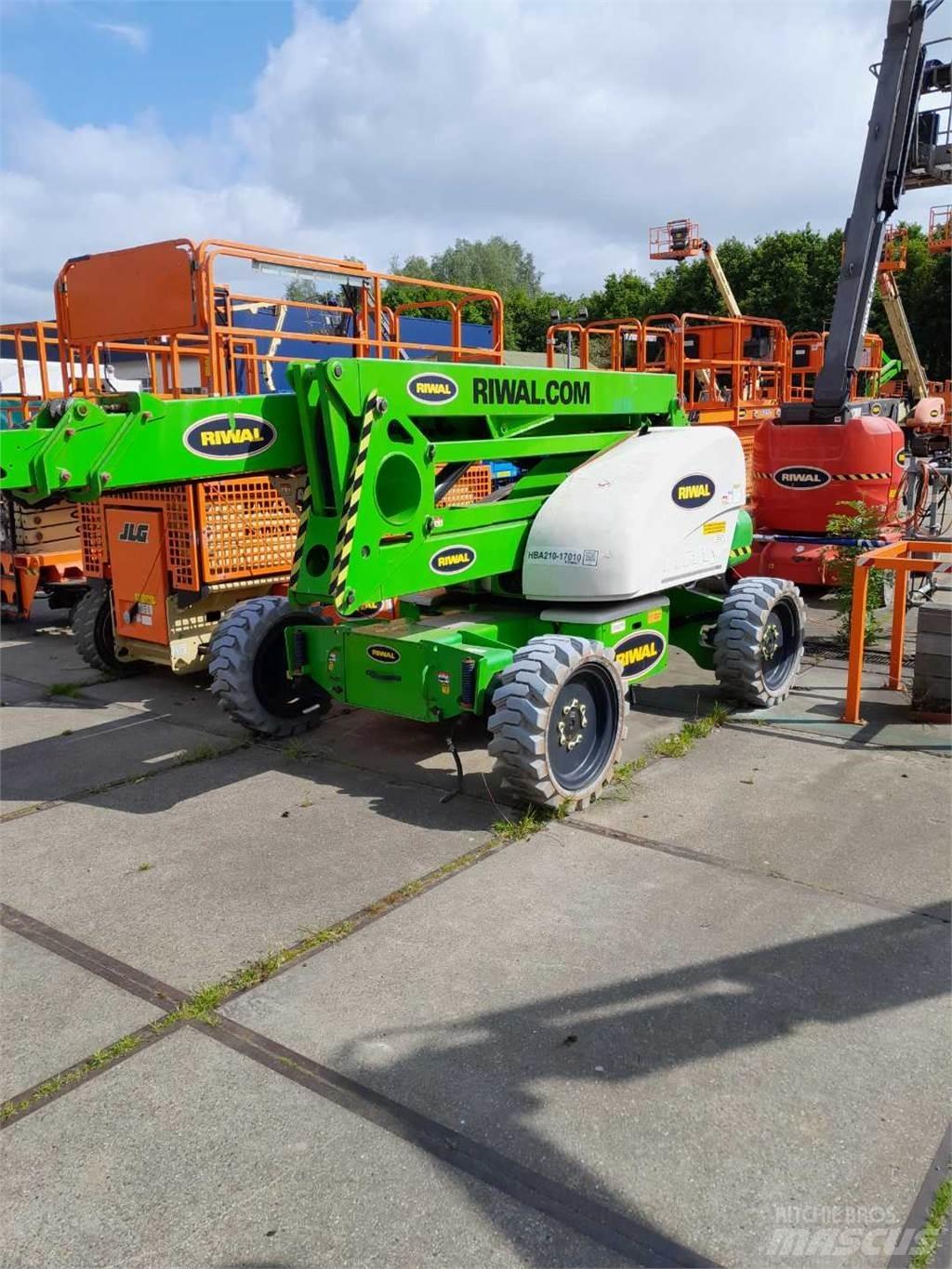 Niftylift HR21AWDH Kuukulkijat