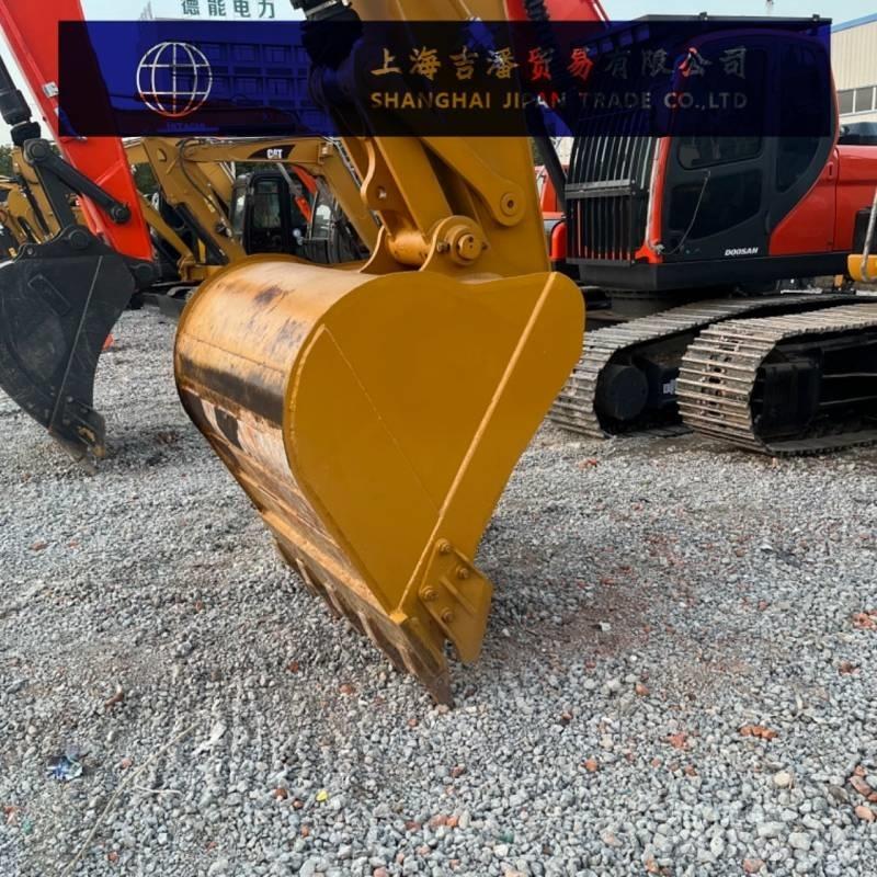 CAT 323 D Telakaivukoneet