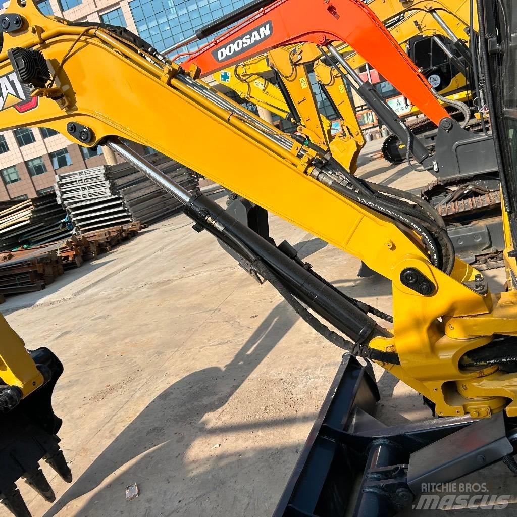CAT 303.5 E Minikaivukoneet < 7t