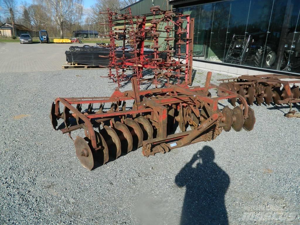 Omme 2x16 Kiekkomultaimet ja lautasäkeet