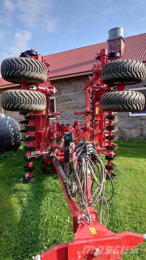 Horsch Joker 6RT Kiekkomultaimet ja lautasäkeet