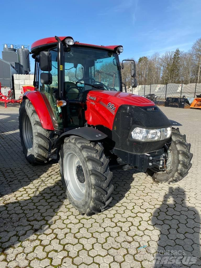 Case IH Farmall 65 A Traktorit