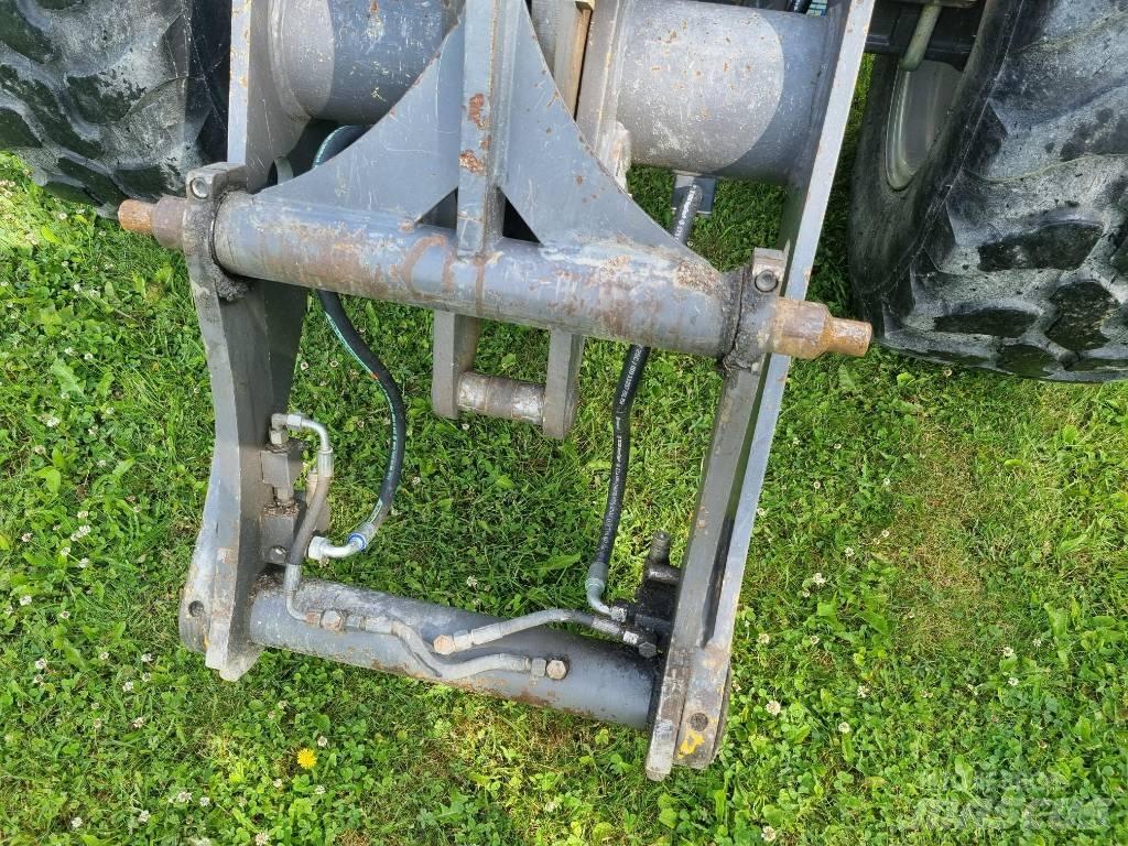 Volvo L25B Liukuohjatut kuormaajat