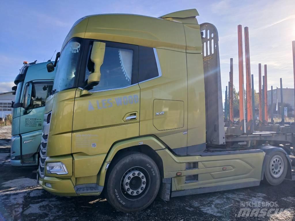 DAF XG 530 FT Vetopöytäautot