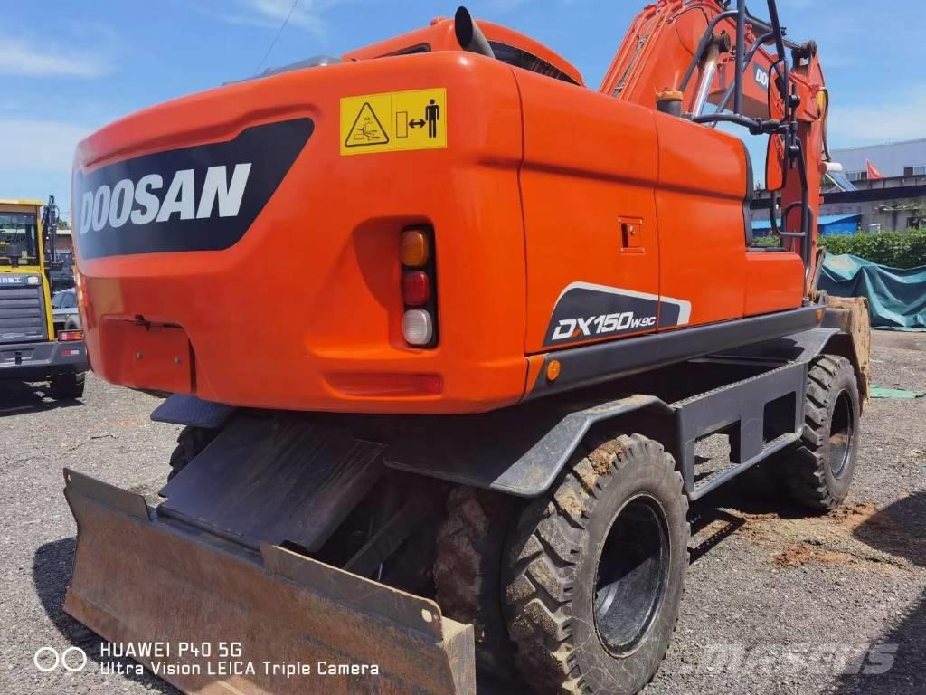 Doosan DX150W-9C Pyöräkaivukoneet