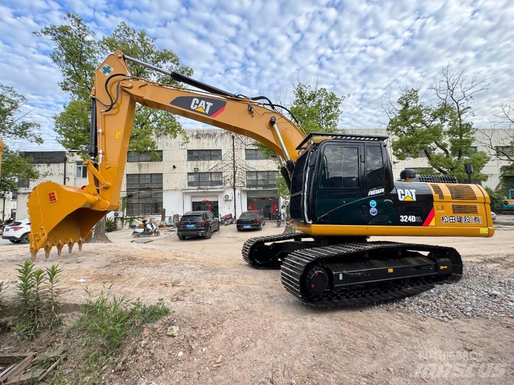 CAT 324 D2 L Telakaivukoneet