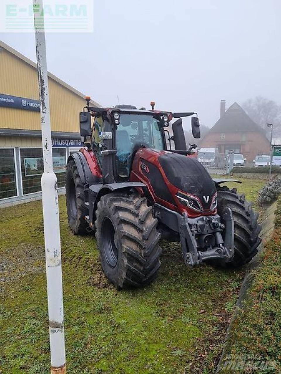 Valtra q 265 Traktorit