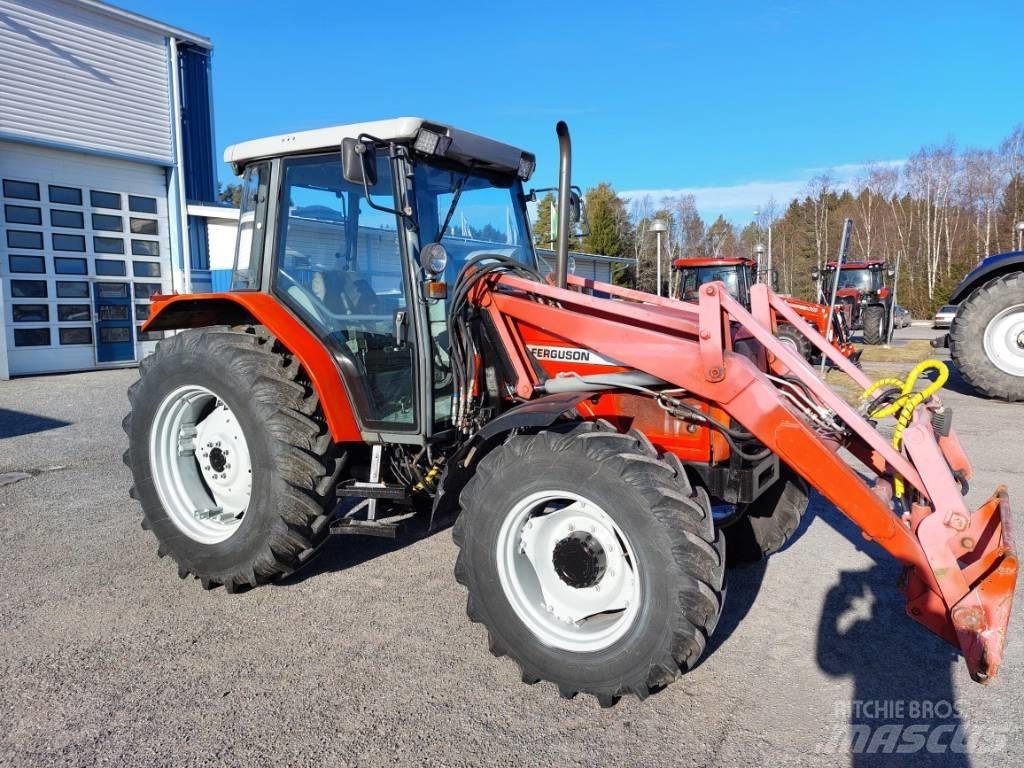Massey Ferguson 4245 Traktorit