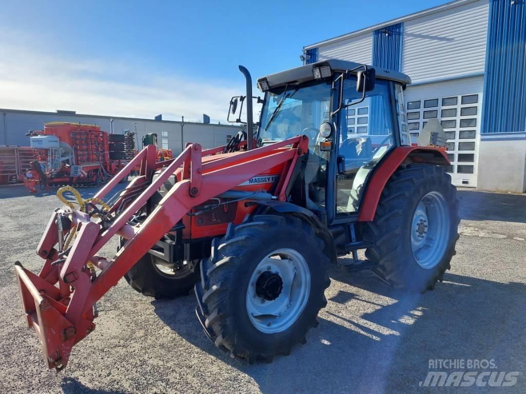 Massey Ferguson 4245 Traktorit
