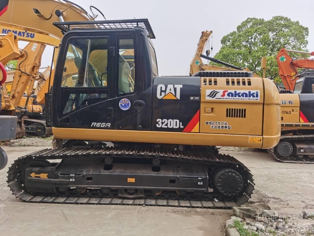 CAT 320 D L Telakaivukoneet