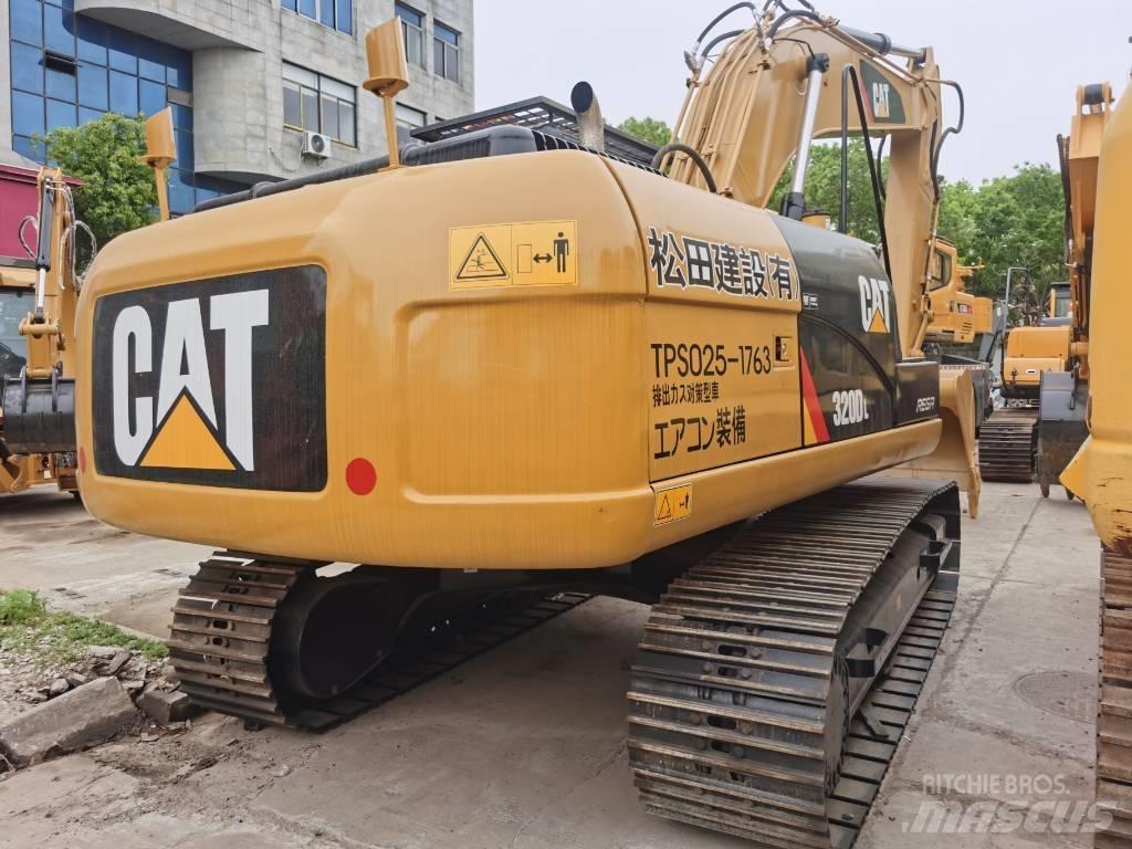 CAT 320 D L Telakaivukoneet