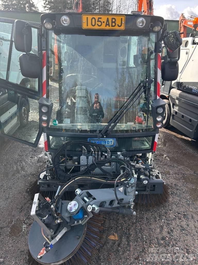 Schmidt Swingo 200 Lakaisukoneet