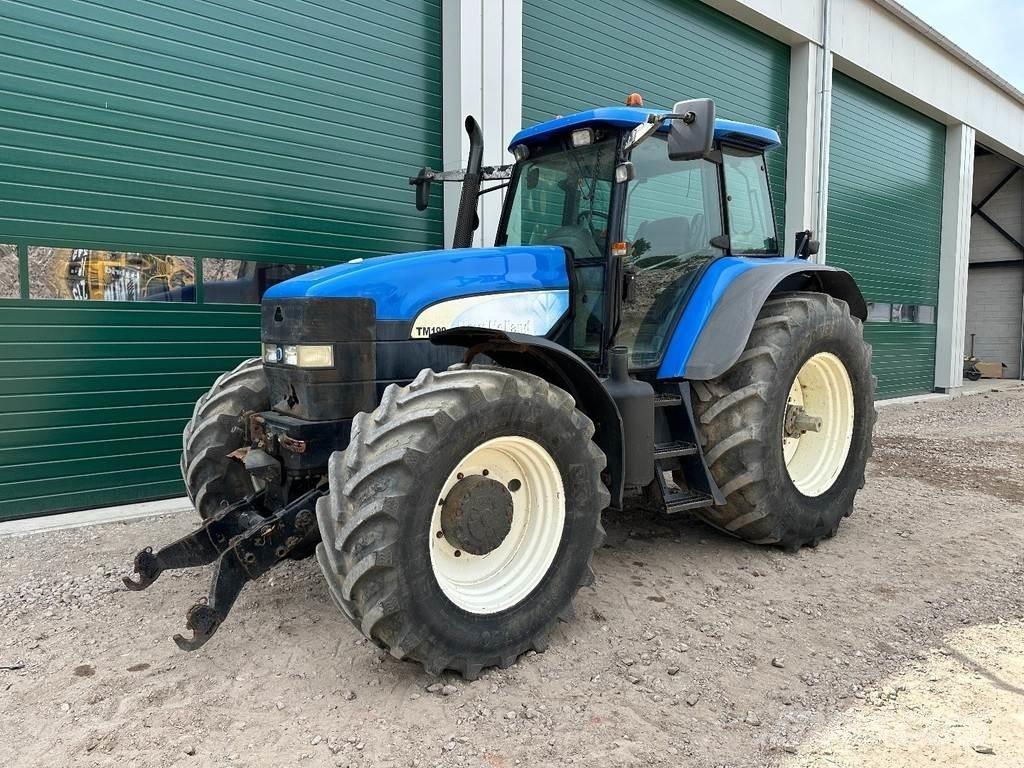New Holland TM 190 Traktorit