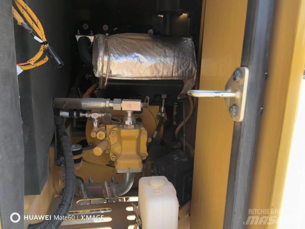 CAT 307 Minikaivukoneet < 7t