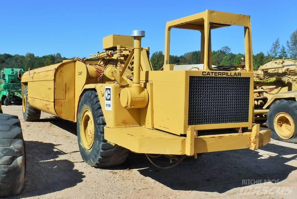 CAT 613 B Vesisäiliöautot