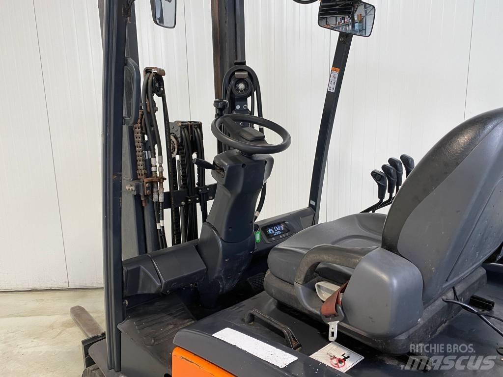Doosan B25X-7 Sähkötrukit