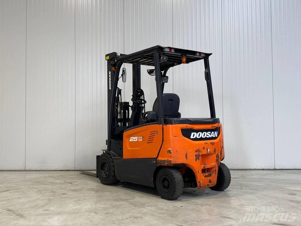 Doosan B25X-7 Sähkötrukit