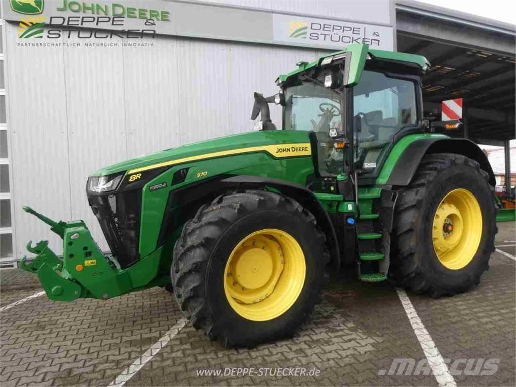 John Deere 8R 370 Traktorit