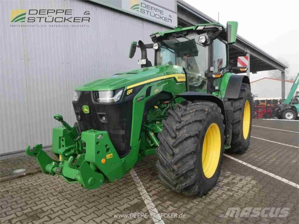 John Deere 8R 370 Traktorit