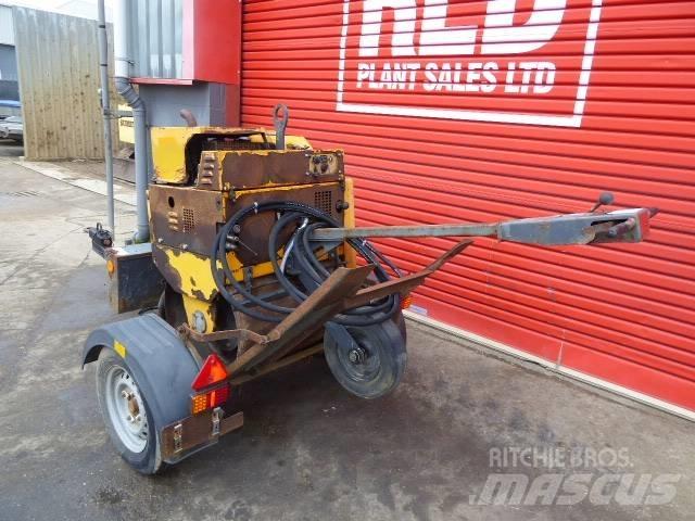 Terex MBR 71 Yksivalssijyrät