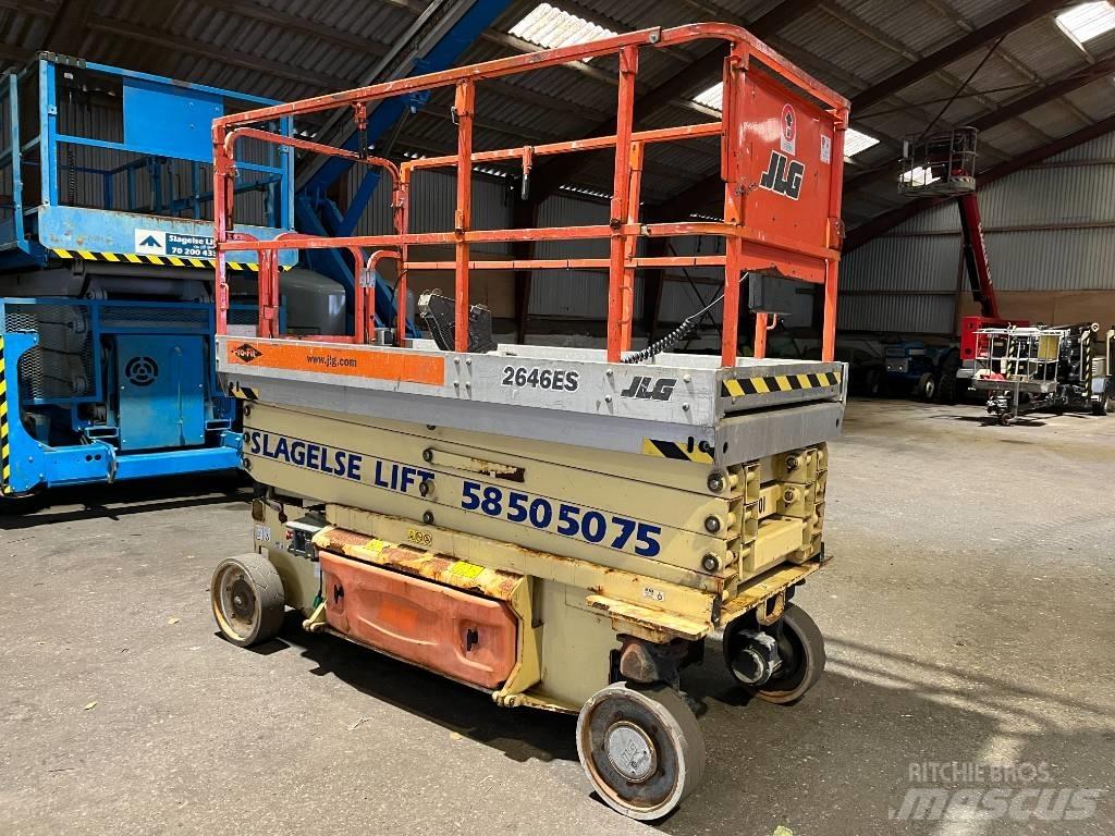 JLG 2646 ES Saksilavat