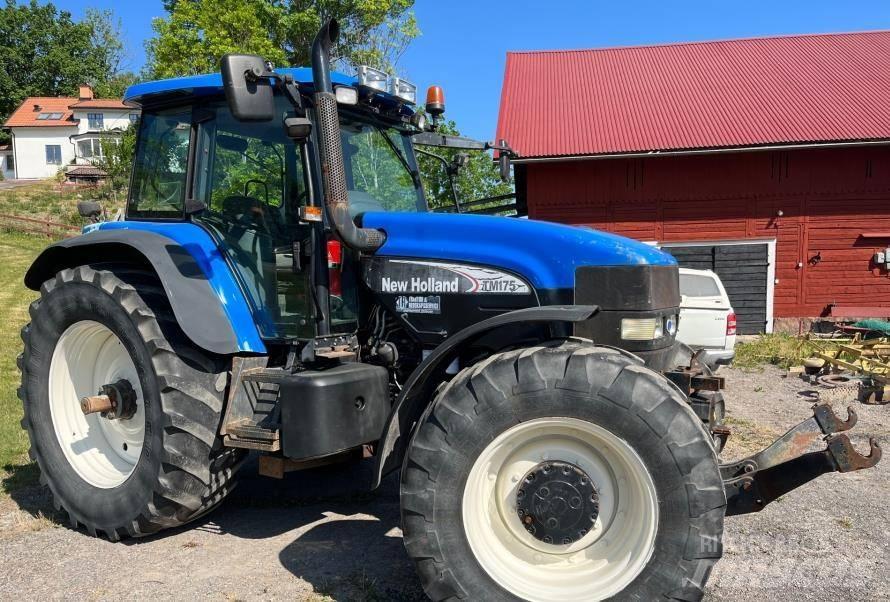 New Holland TM 175 Traktorit