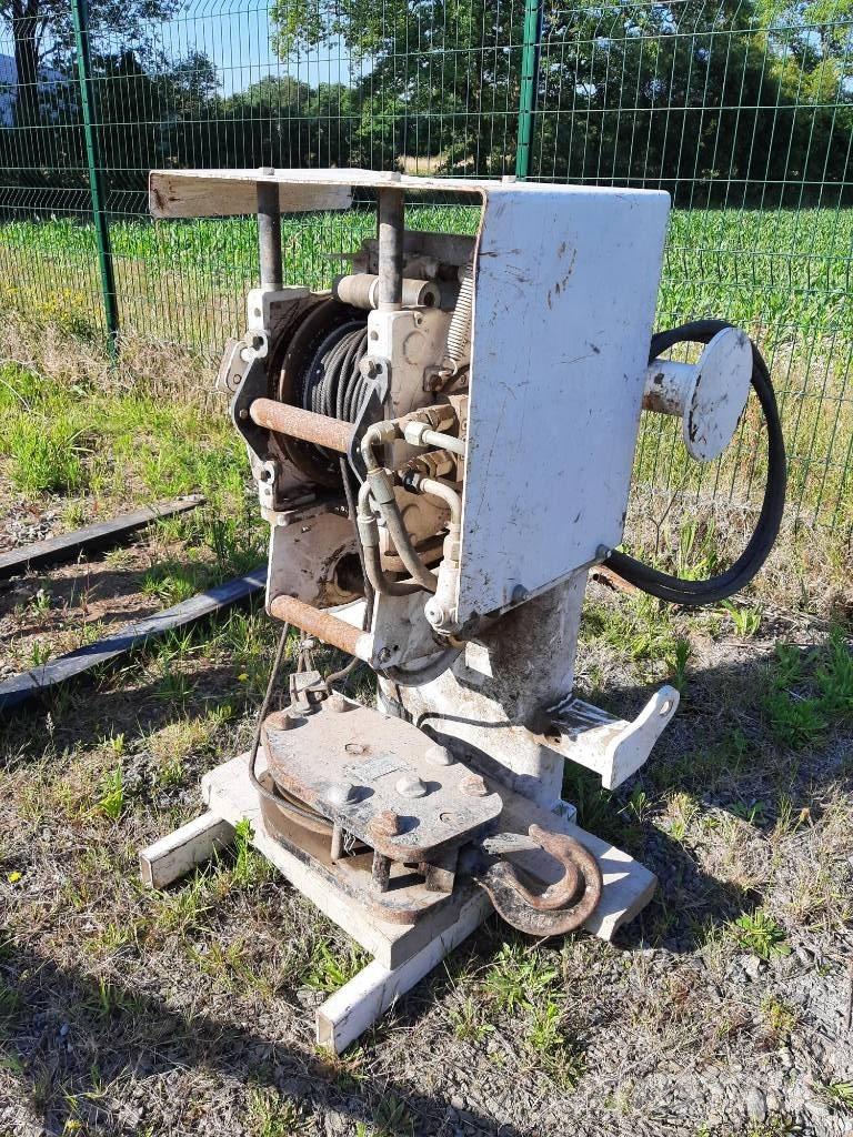 Bobcat Treuil / Winch Kurottajat