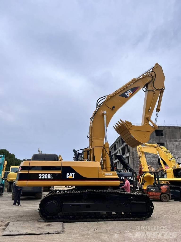 CAT 330 B Telakaivukoneet