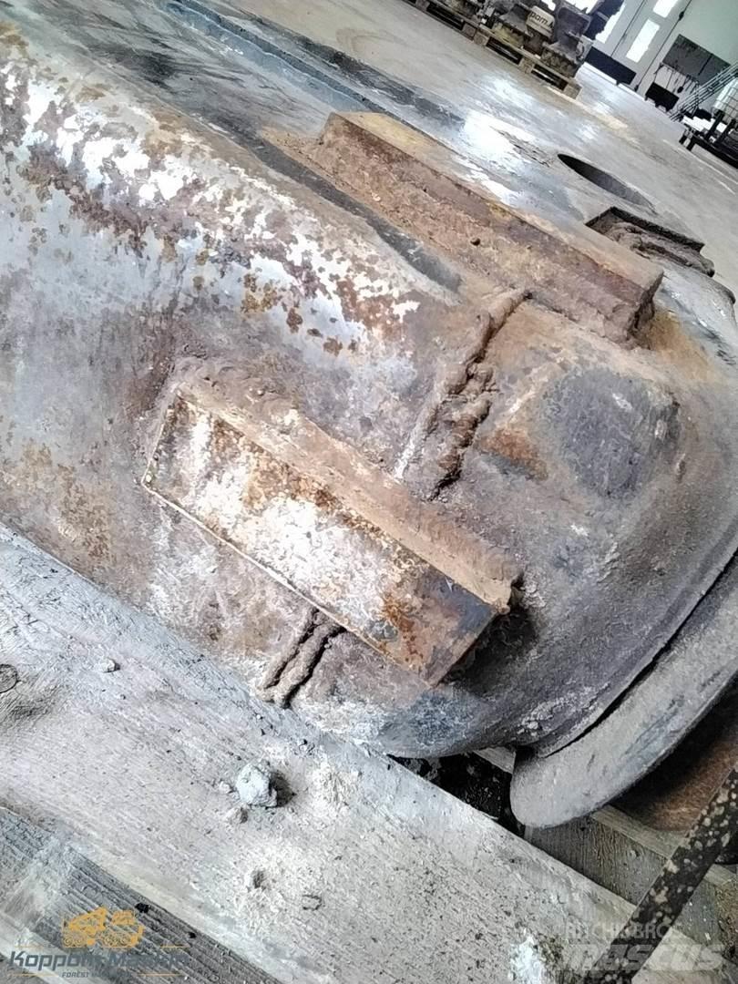 Komatsu 105F Kuormatraktorinosturit