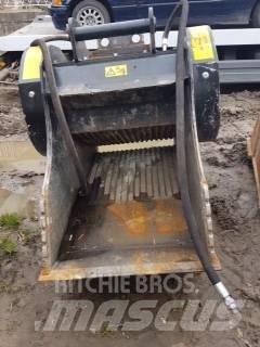 MB Crusher BF70.2 S4 Kaivurikuormaajat