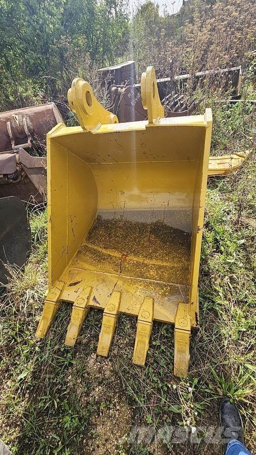 Komatsu PC200 Kauhat
