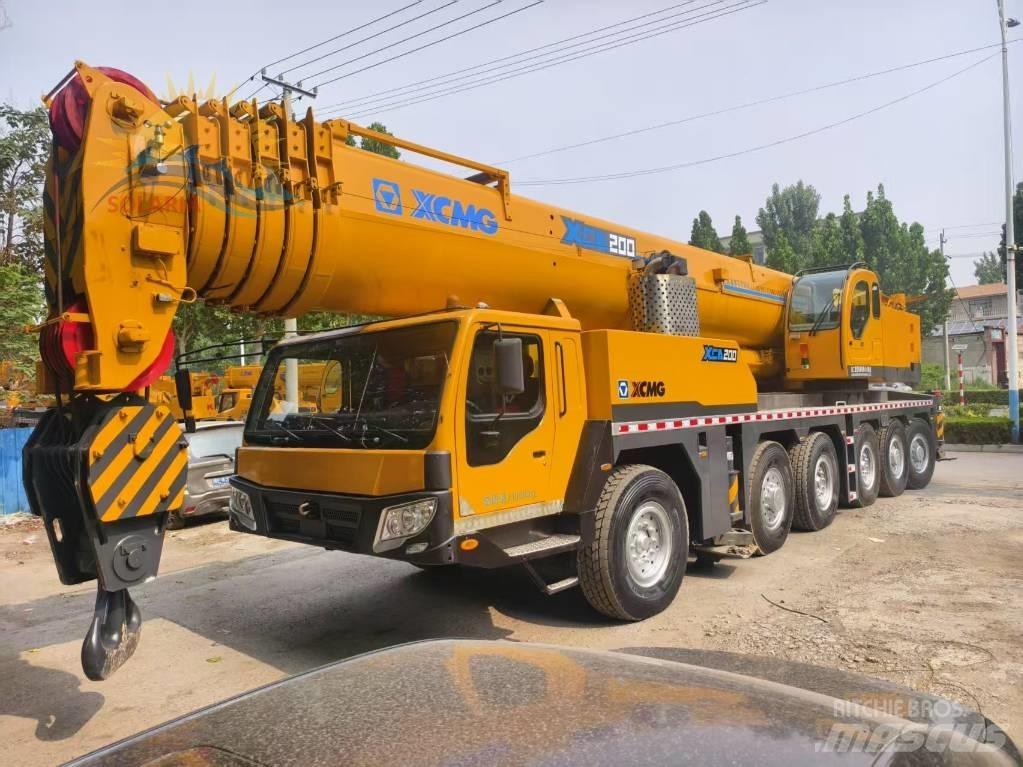 XCMG XCA 200 Mobiilinosturit