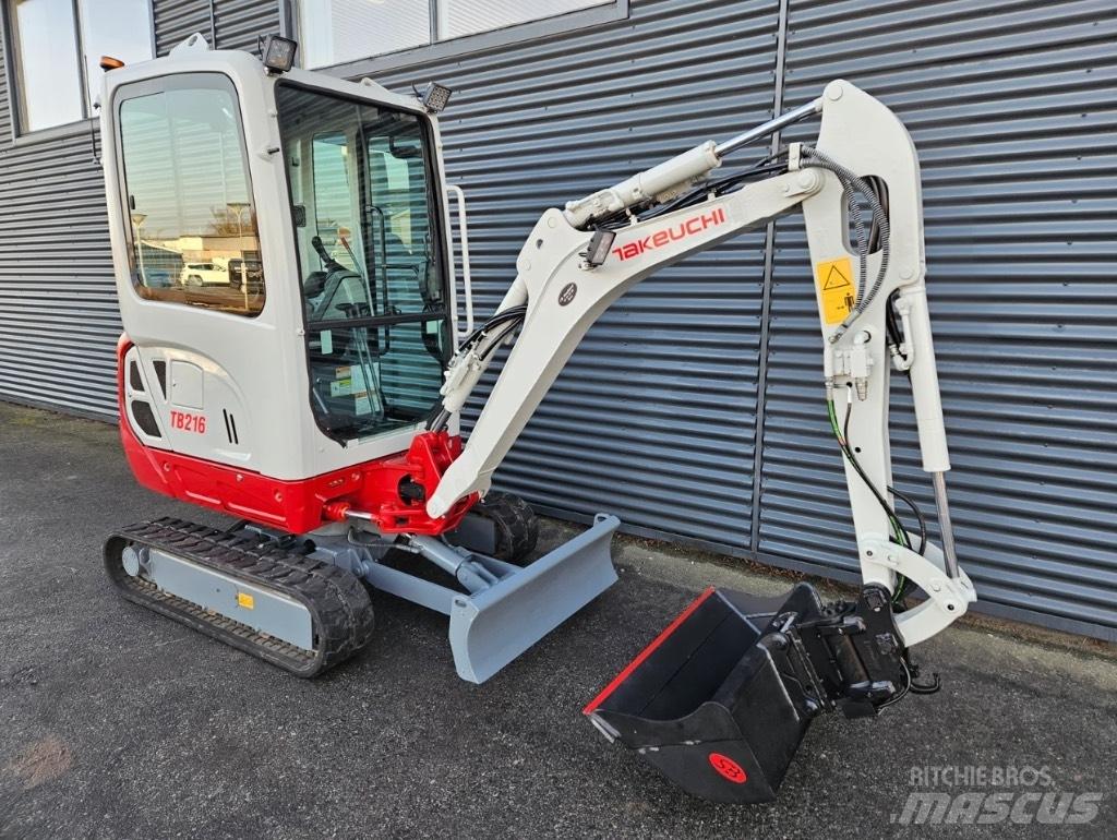 Takeuchi TB 216 Minikaivukoneet < 7t