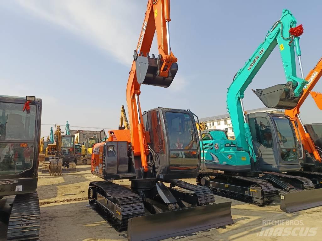 Hitachi ZX 70 Midikaivukoneet 7t - 12t