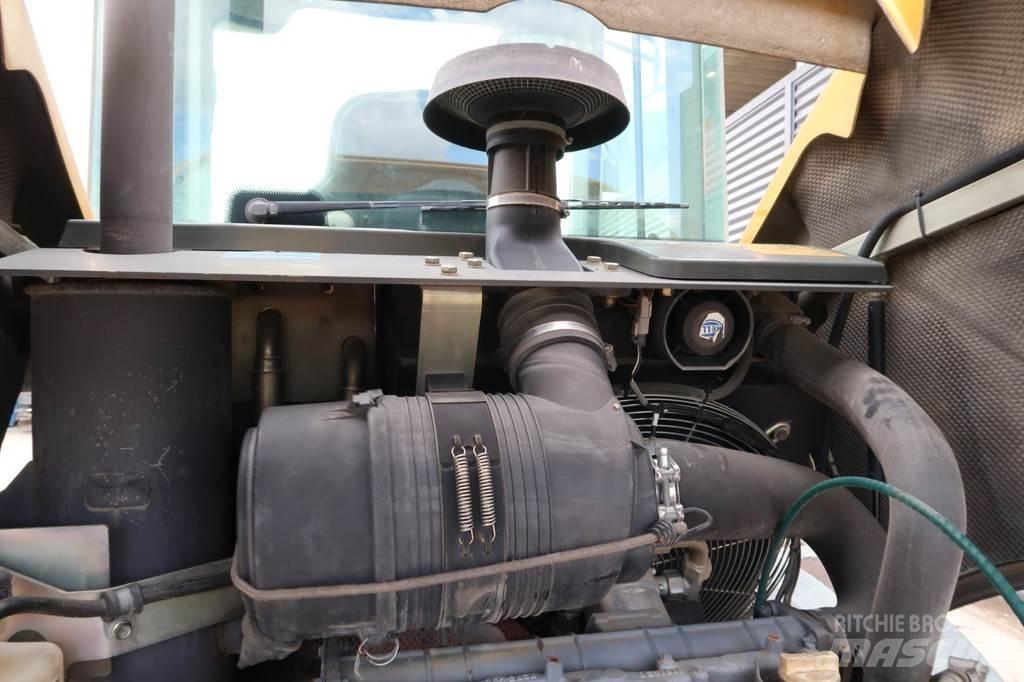 Liebherr L 506 Pyöräkuormaajat